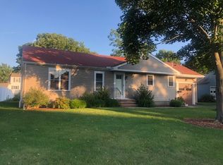 33 Ferncroft Rd, Shrewsbury, MA 01545