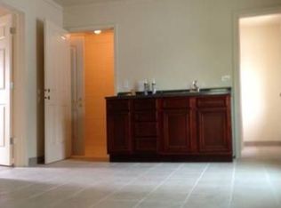 812 Helmholz Ave, Waukegan, IL 60085