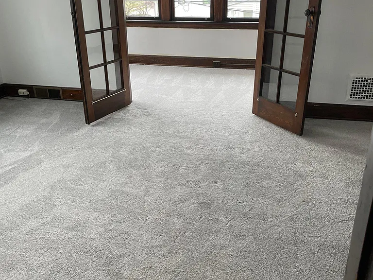Family room to Sunroom