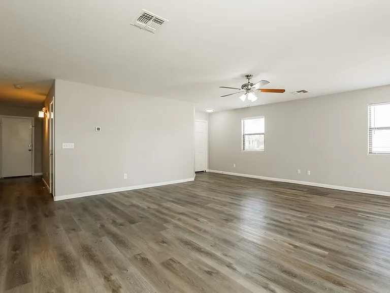 1936 E Dust Devil Dr — Photo 5