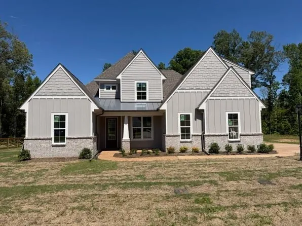 210 Drake Dr, Piperton, TN 38017