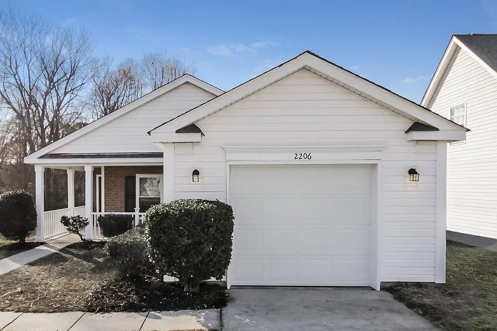 3 bed, 2.0 bath, 1150 sqft, $2,630 — Photo 1