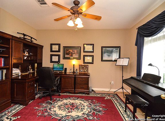 4th image of 3326 Navasota Cir