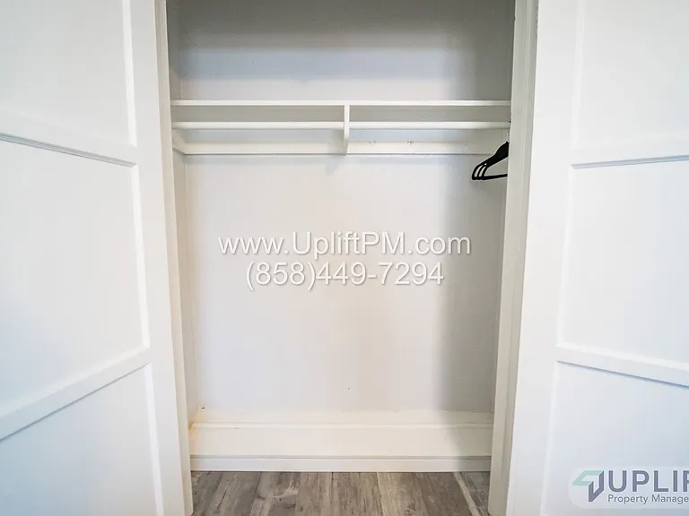 4237 Swift Ave — Photo 10