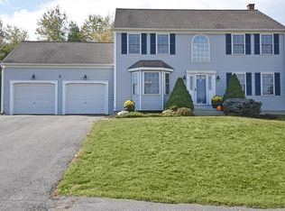 2 Minuteman Dr, Templeton, MA 01468