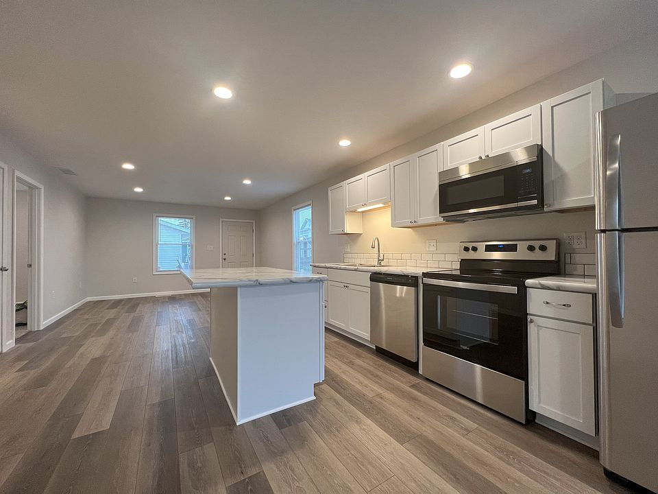 1st image of 239 E Foulke Ave #239
