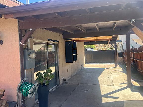 3rd image of 24216 Race St