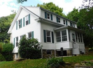 127 Military Hwy, Groton, CT 06340