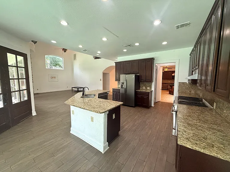 5235 Willis Ave — Photo 21