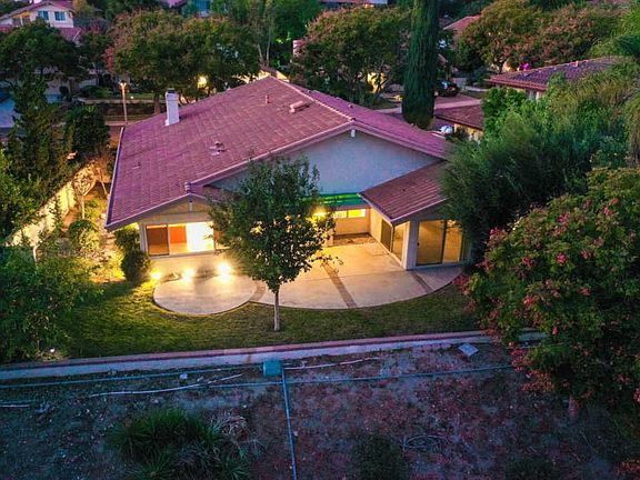 2nd image of 3970 Calle Del Sol