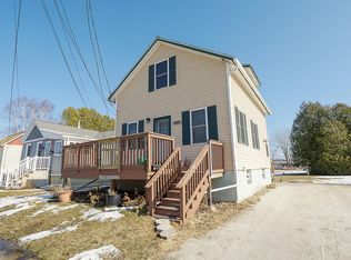 1419 School St, Two Rivers, WI 54241