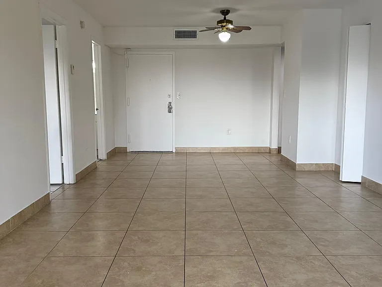 4805 NW 7th St #408 — Photo 2