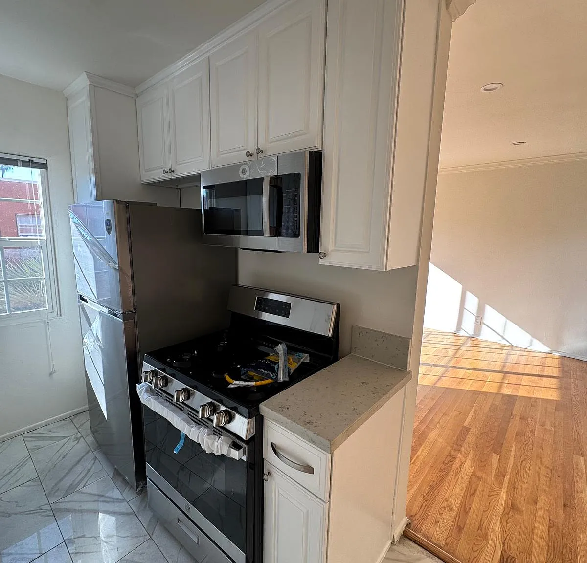 1 bed, 650 sqft, $2,200 — Photo 4