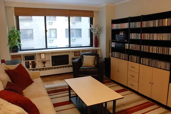 Sold by Corcoran | media 2