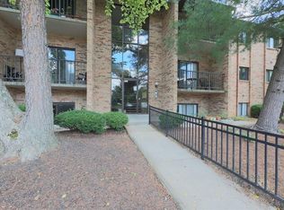 547 Davis Rd APT 8, Cincinnati, OH 45255