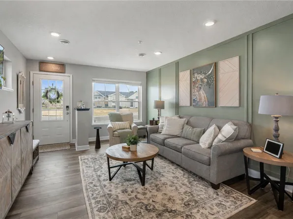 8721 Park Ave NE, Otsego, MN 55330