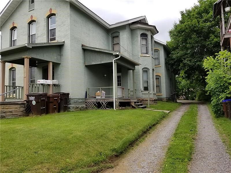 2nd image of 515 S Center St