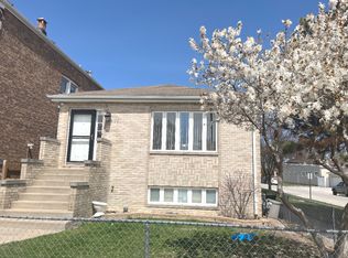 7500 W 58th Pl, Summit, IL 60501