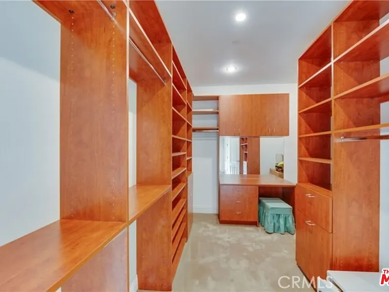 5230 Quakertown Ave — Photo 28