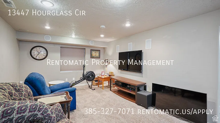 3 bed, 1700 sqft, $1,699 — Photo 3