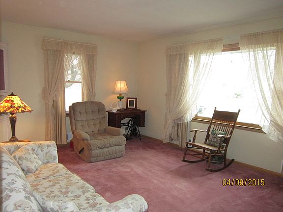 5th image of 411 E Harrison St
