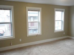 8 Winter St #B, Dover, NH 03820