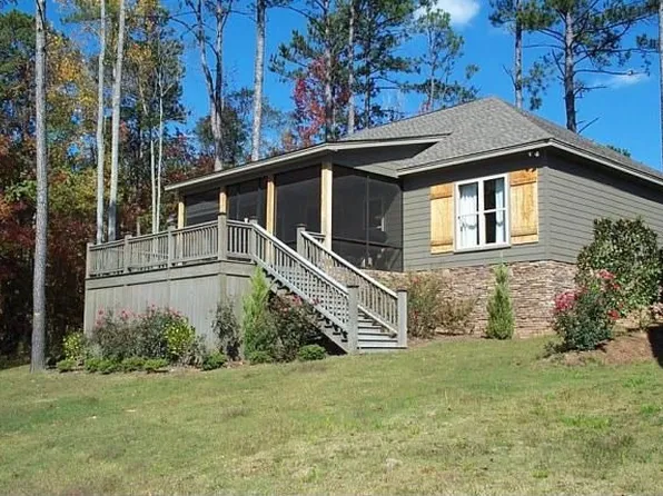 210 Ivy Rd, Equality, AL 36026