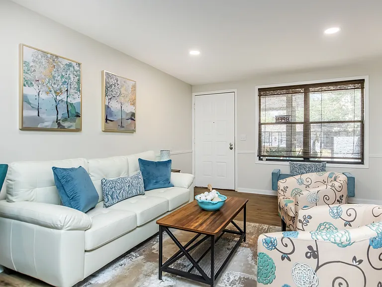 The Cottages at Glenview — Photo 15