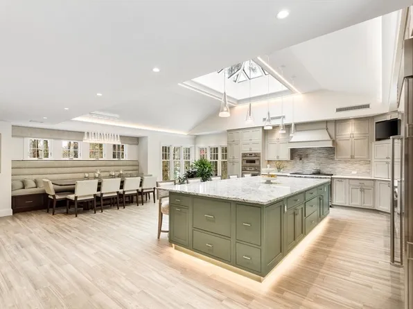 101 Draper Rd, Wayland, MA 01778