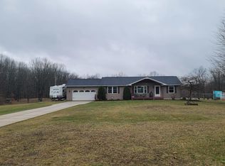 5121 Clearview Dr, Howell, MI 48843