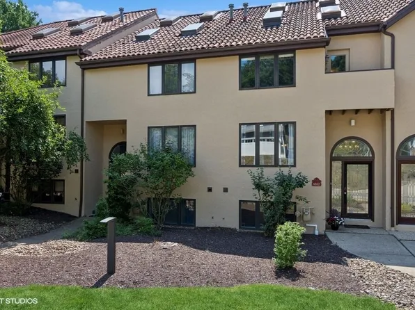 9802 Three Degree Rd, Allison Park, PA 15101