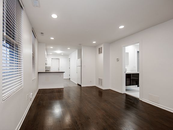 2nd image of 1641 W 18th St #2R