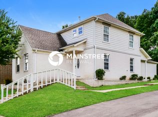 6923 Parkbrook Ln, Cordova, TN 38018