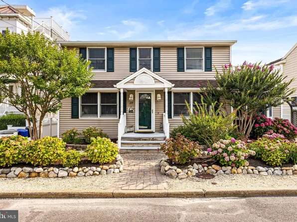 119 E South 34th St, Long Beach Township, NJ 08008