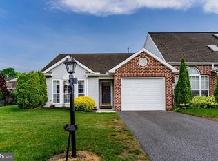39 Greenfield Dr, Carlisle, PA 17015