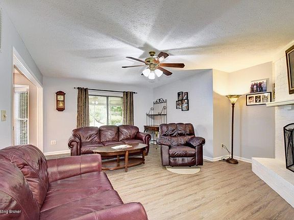 5th image of 8702 Wildon Pl
