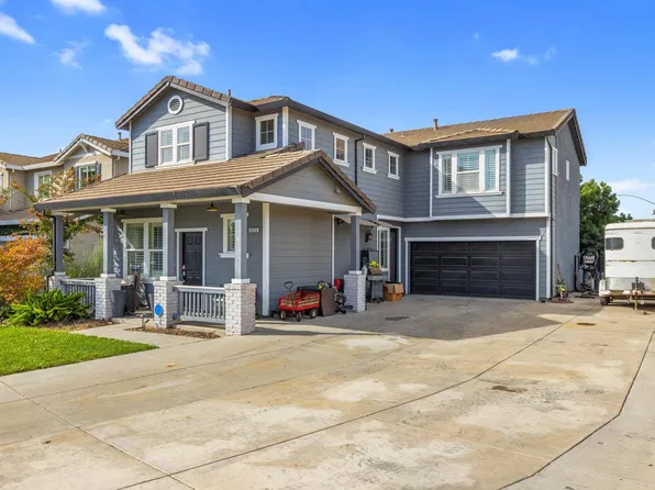 5323 Saint Elmo Ct, Riverbank, CA 95367