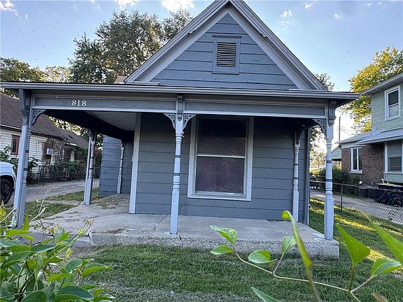 2nd image of 818 N Montgall Ave