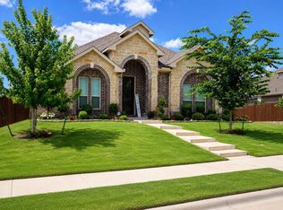 5225 Rowlan Row, Midlothian, TX 76065