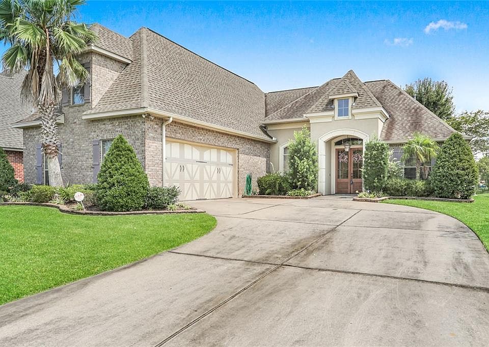 1st image of 222 Cypress Lakes Cir