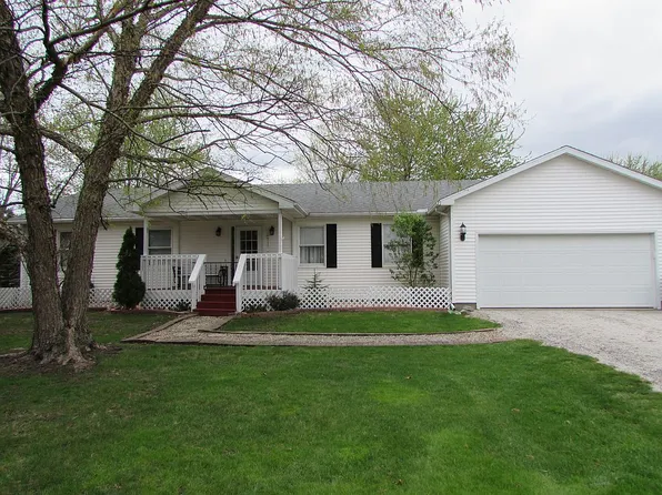 835 County Road 1500 E, Tolono, IL 61880