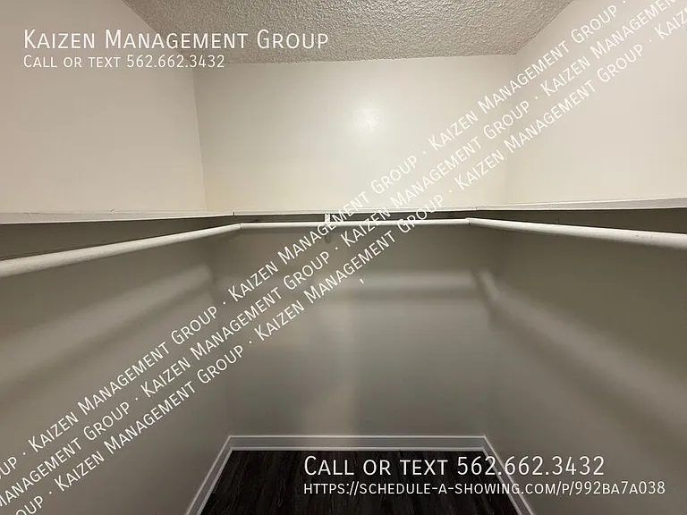 1090 Walnut Ave #8 — Photo 16