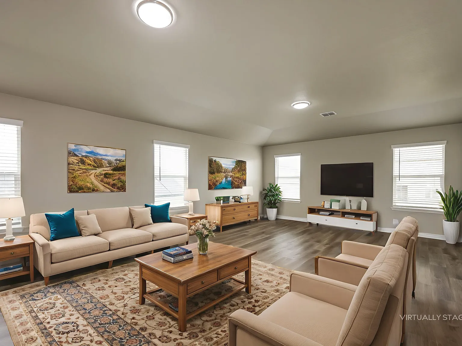 5 bed, 3.5 bath, 2687 sqft, $1,949 — Photo 3