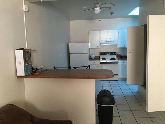 4th image of 315/317 E Lester St