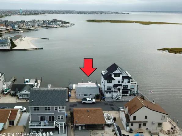 259 Joseph St, Lavallette, NJ 08735