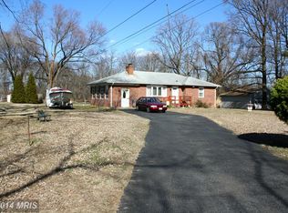 957 Thompson Blvd, Baltimore, MD 21221