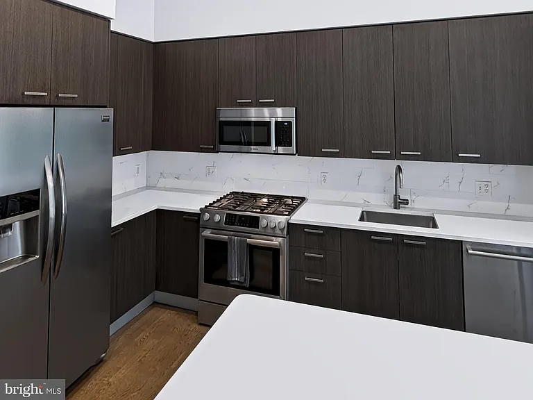 525 Water St SW #324 — Photo 9