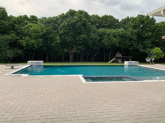 5th image of 1722 Big Bend Blvd