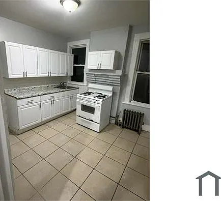 18 Atlantic St #2 — Photo 11