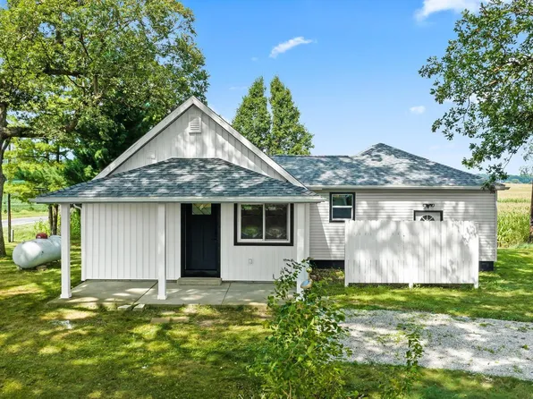 11932 Taylor Rd, Churubusco, IN 46723